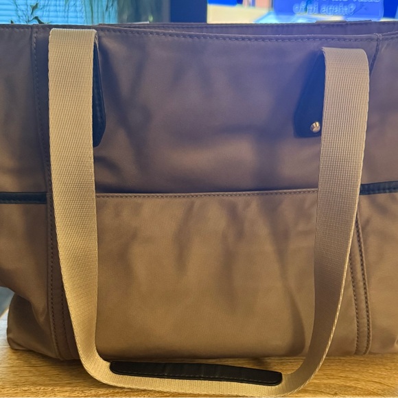 Michael Kors Polly Zip Top Tote - Picture 2 of 8